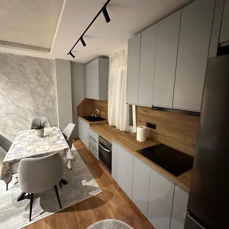 Luxury Shiba 02 Apartamento Tirana